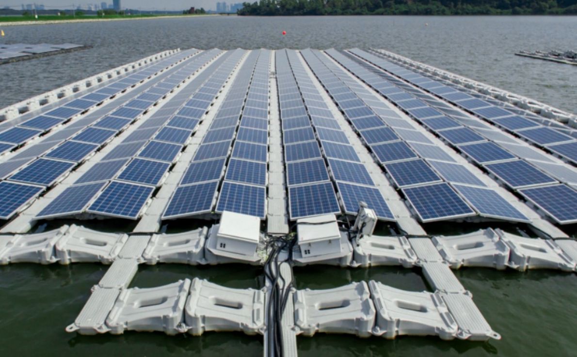I vantaggi e gli svantaggi del solare galleggiante
