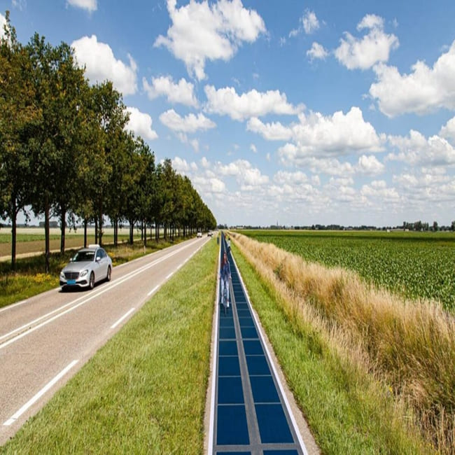 Pista ciclabile solare svelata nei Paesi Bassi