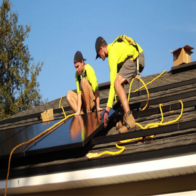 Gli Stati Uniti triplicheranno i posti di lavoro nel settore della produzione solare portandoli a 120.000 entro il 2033